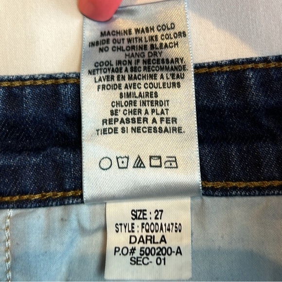 Joe jeans, denim distress 4” shorts SZ 27 - Picture 5 of 9